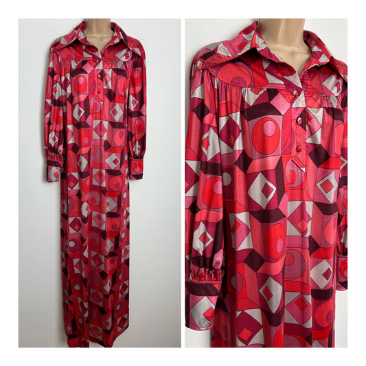 Vintage 1970s J By JAYS Size 12 Pink & Red Tones Geo Print Long Sleeve Loose Smock Kaftan Style Maxi Dress