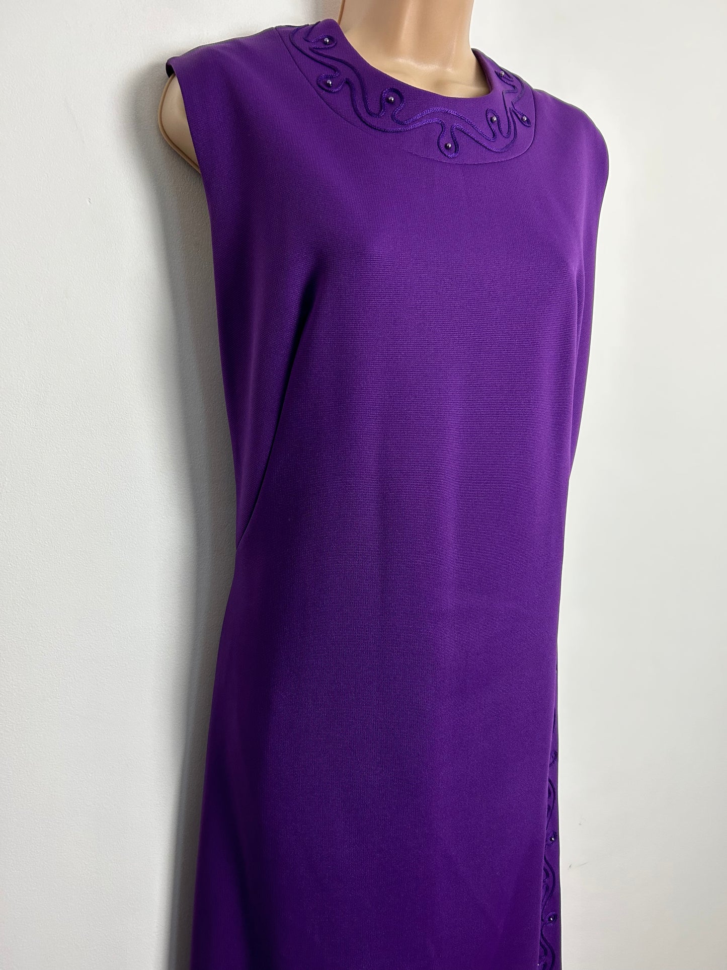 Vintage Early 1970s Size 14 Purple Braid & Bead Detail Sleeveless Straight Fitting Column Occasion Evening Maxi Dress