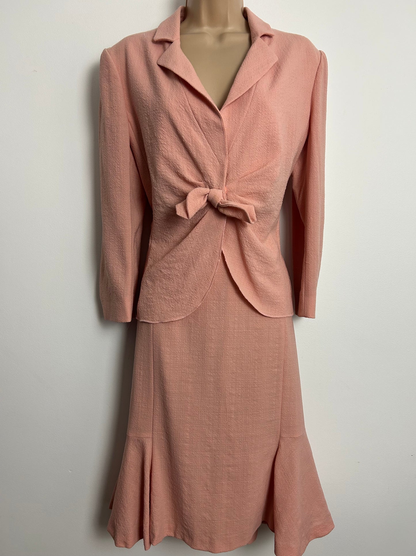 Vintage 1990s MOSCHINO CHEAP & CHIC Size 12 Pale Pink Virgin Wool 40s Style Skirt Suit