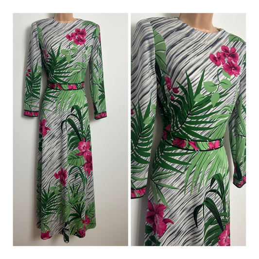 Vintage 1970s EIN FINK MODELL Size 12 White Grey Green & Pink Floral Stripe & Border Print Maxi Dress
