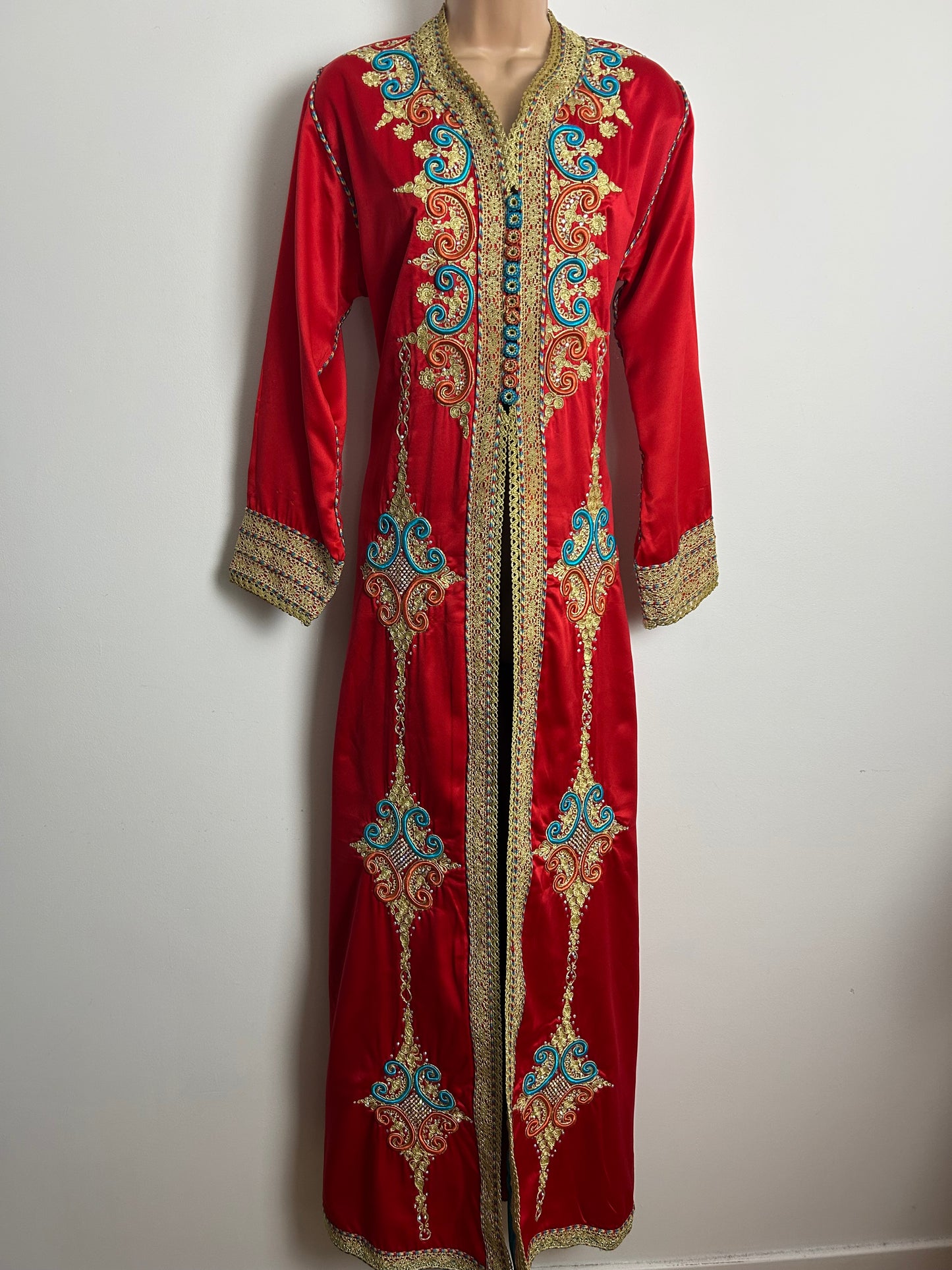 Vintage Up To Size 12 Beautiful Red & Gold Satin Highly Detailed & Embellished Kaftan