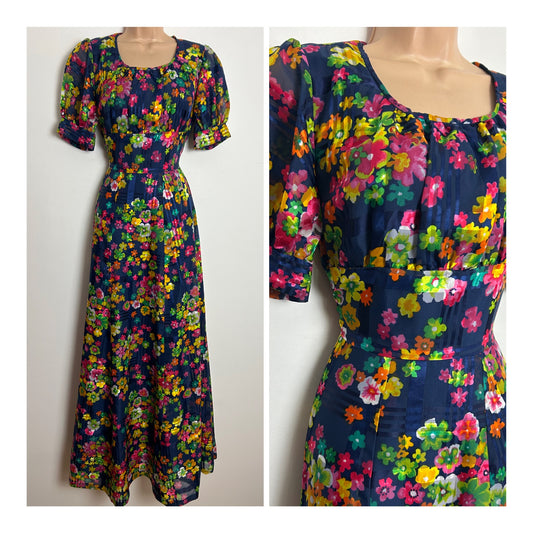 Vintage 1970s Size 8 Navy Blue Pink Green & Orange Floral Print Short Sleeve Maxi Dress