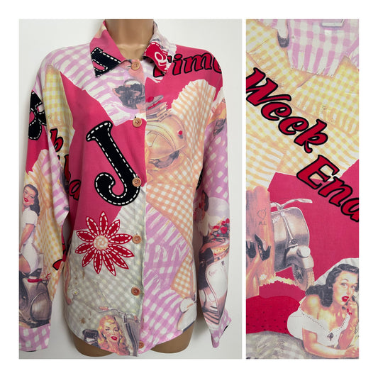 Vintage 1990s BYBLOS BLU Size 14-16 Italian Pink Pin Up Graphic Gingham Typography Print Shirt