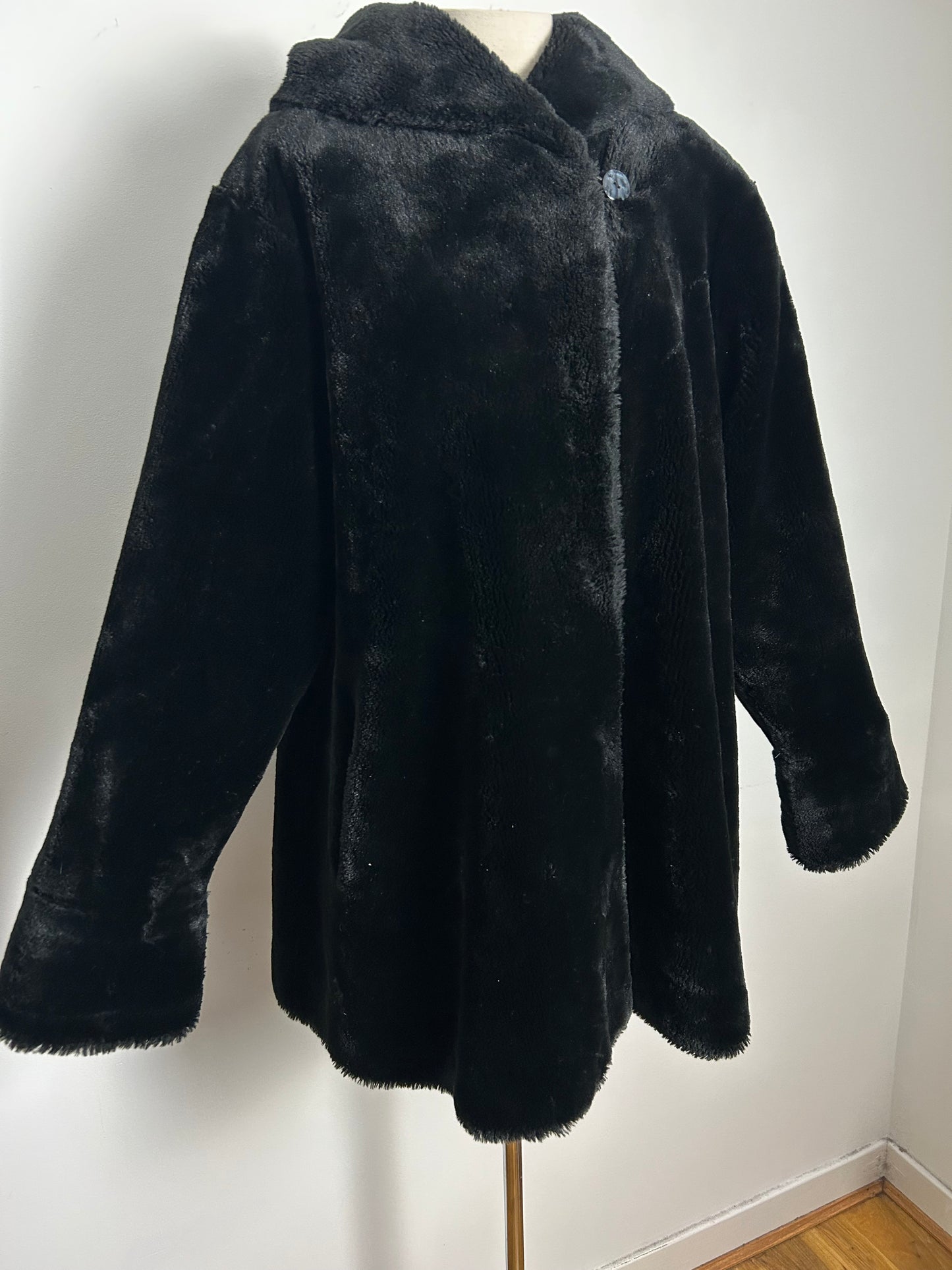 Vintage 1980s CLASSICS Up To Size 16 Black Hooded Faux Fur Coat