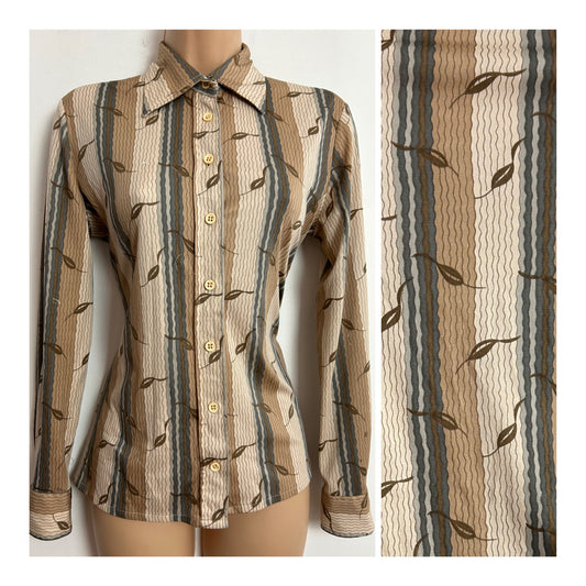 Vintage 1970s RIVOLI CLUB UK Size 12 Beige & Blue Tones Wavy Stripe & Leaf Print Long Sleeve Shirt