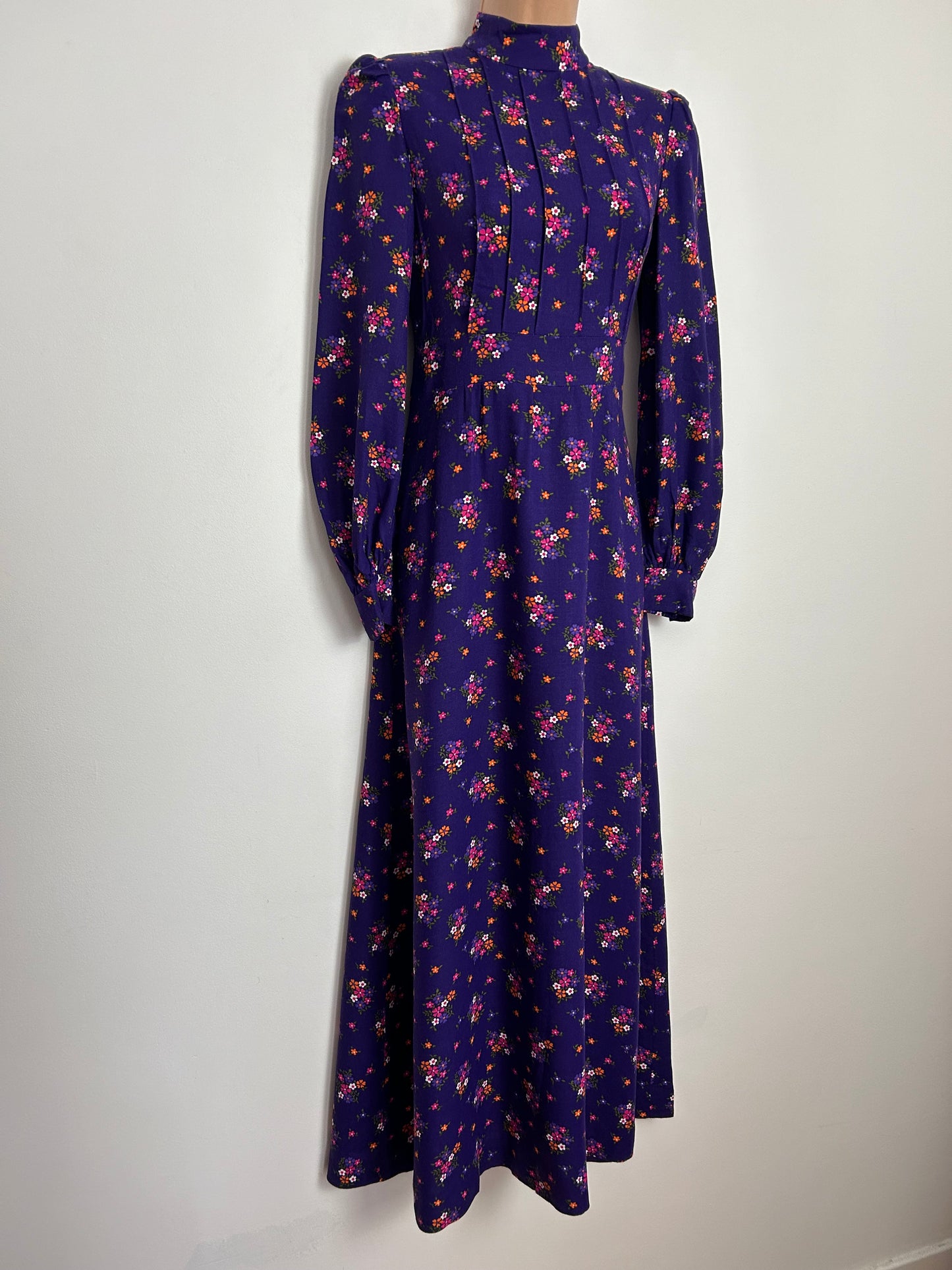 Vintage 1970s Purple Floral Print Brushed Cotton Long Sleeve Prairie Boho Maxi Dress