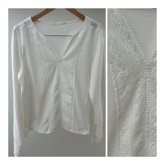 Vintage UK Size 12-14 White Lace Detail Long Sleeve Tunic Style Top/Blouse
