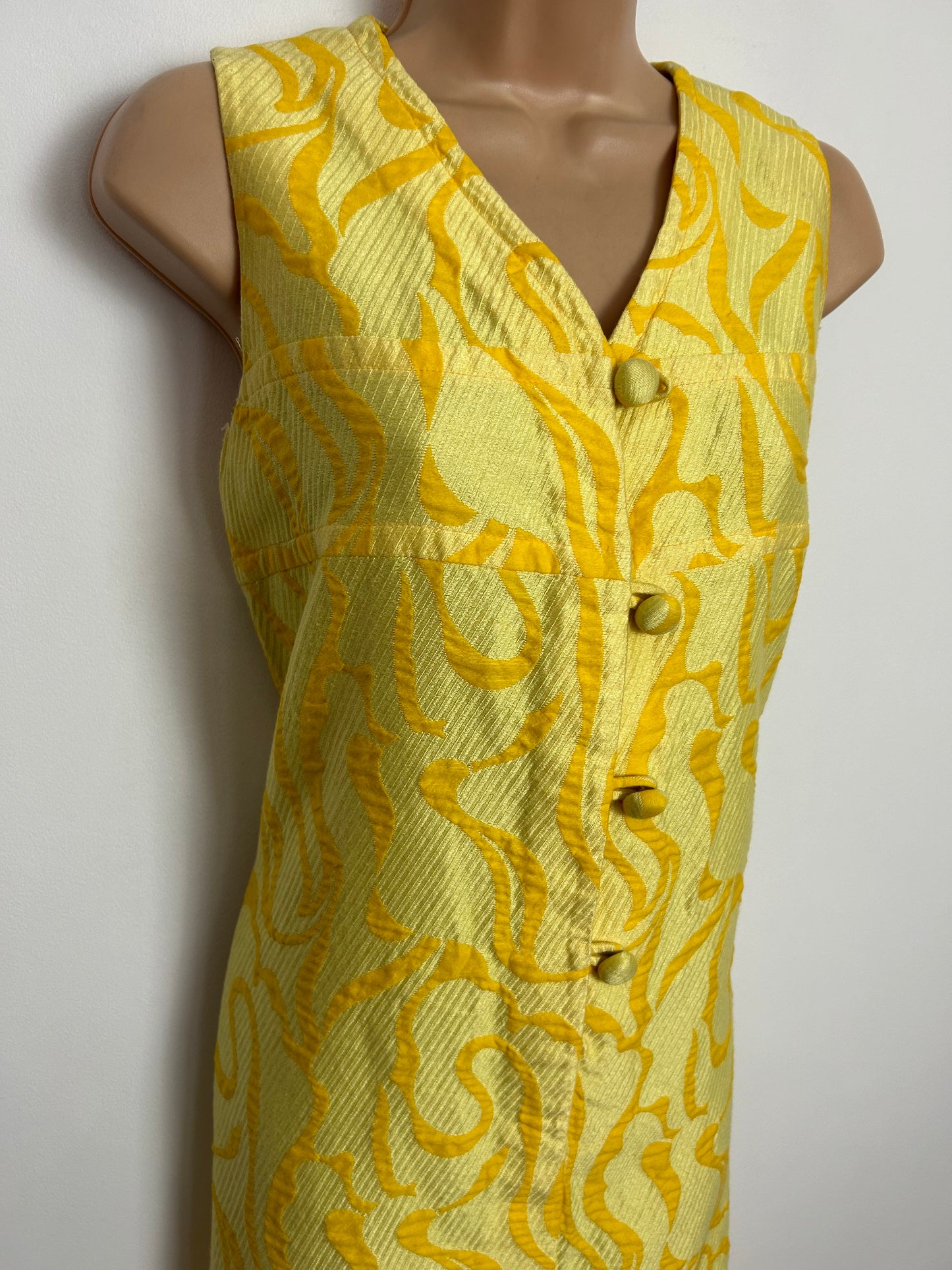 Vintage 1960s UK Size 10-12 FRANK USHER Yellow Slightly Textured Cotton Mix Sleeveless Shift Mod Dress