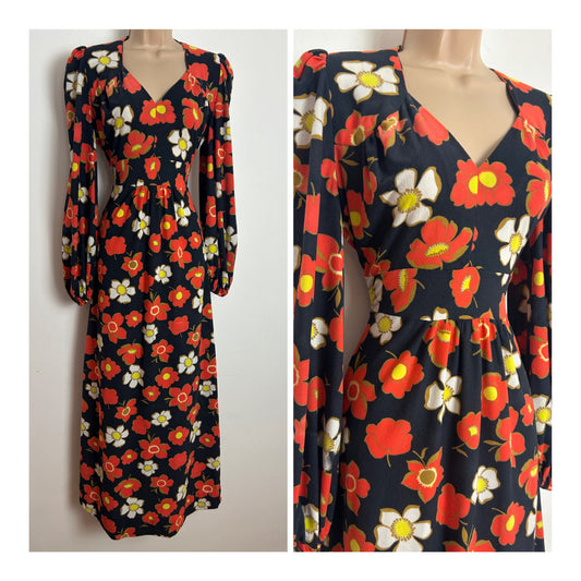 Vintage 1970s THE SWITCH BY MARTIN EMPPREX Size 12 Black Orange & White Floral Maxi Dress