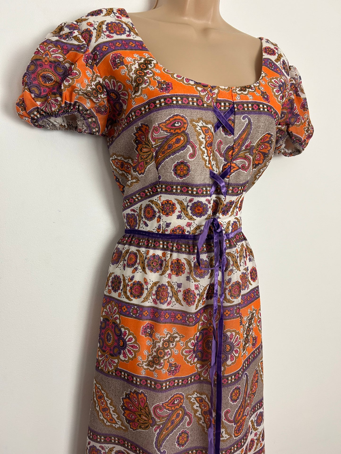 Vintage 1970s CALIFORNIA THE LOOK YOU LOVE UK Size 10-12 Orange Beige & Purple Floral & Paisley Print Cotton Mix Prairie Maxi Dress