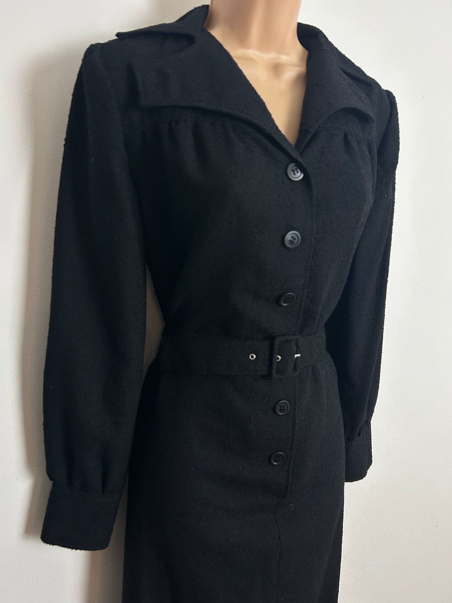 Vintage 1970's RADTKE Size 12 Black Feature Collar Belted Day Dress