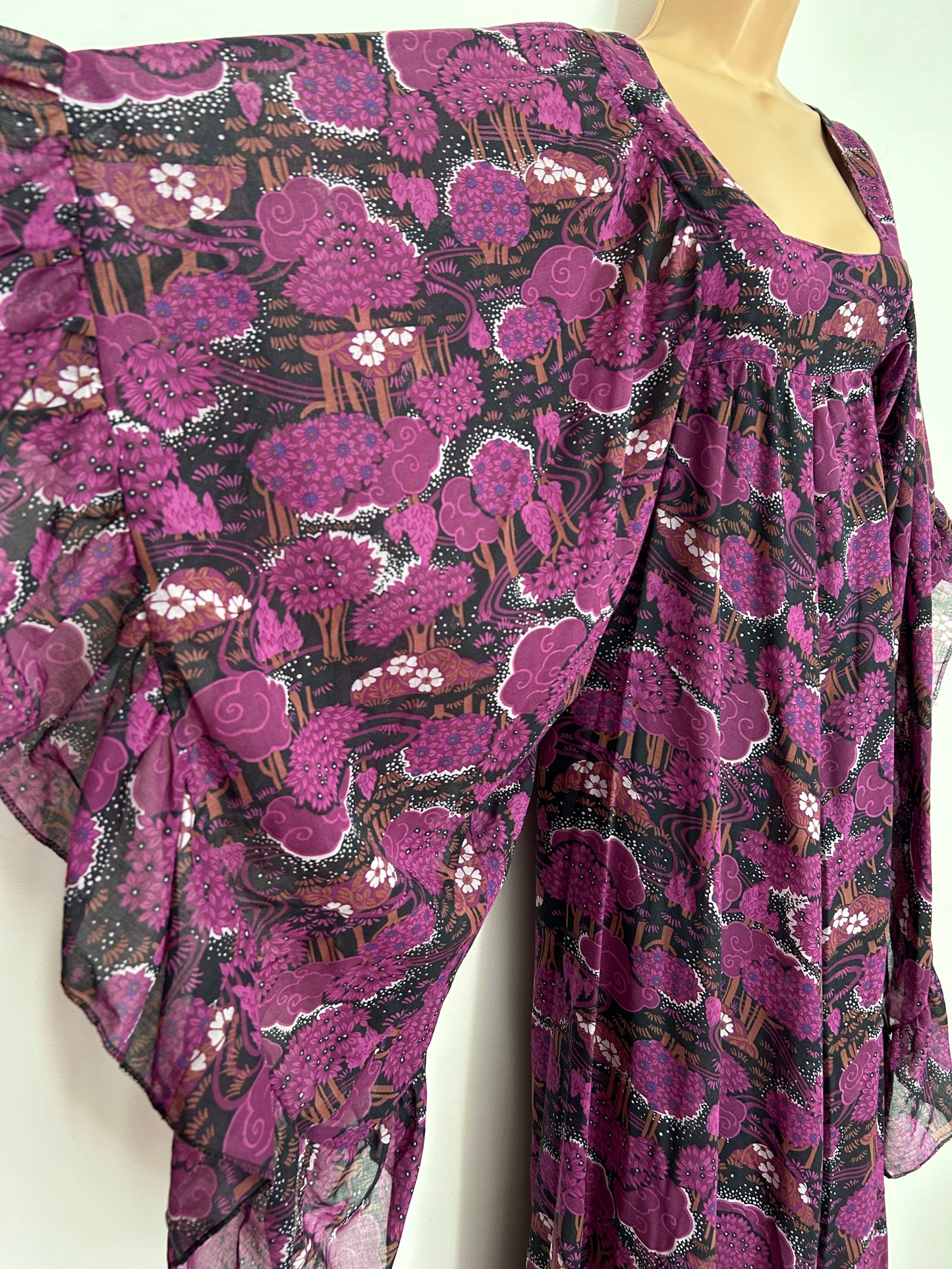 Vintage Late 1960s Very Rare CROWTHERS Approx UK Size 8 INCREDIBLE Black & Dark Pink Whimsical Tree Print Wide Sleeve Kaftan Style Boho Maxi Dress