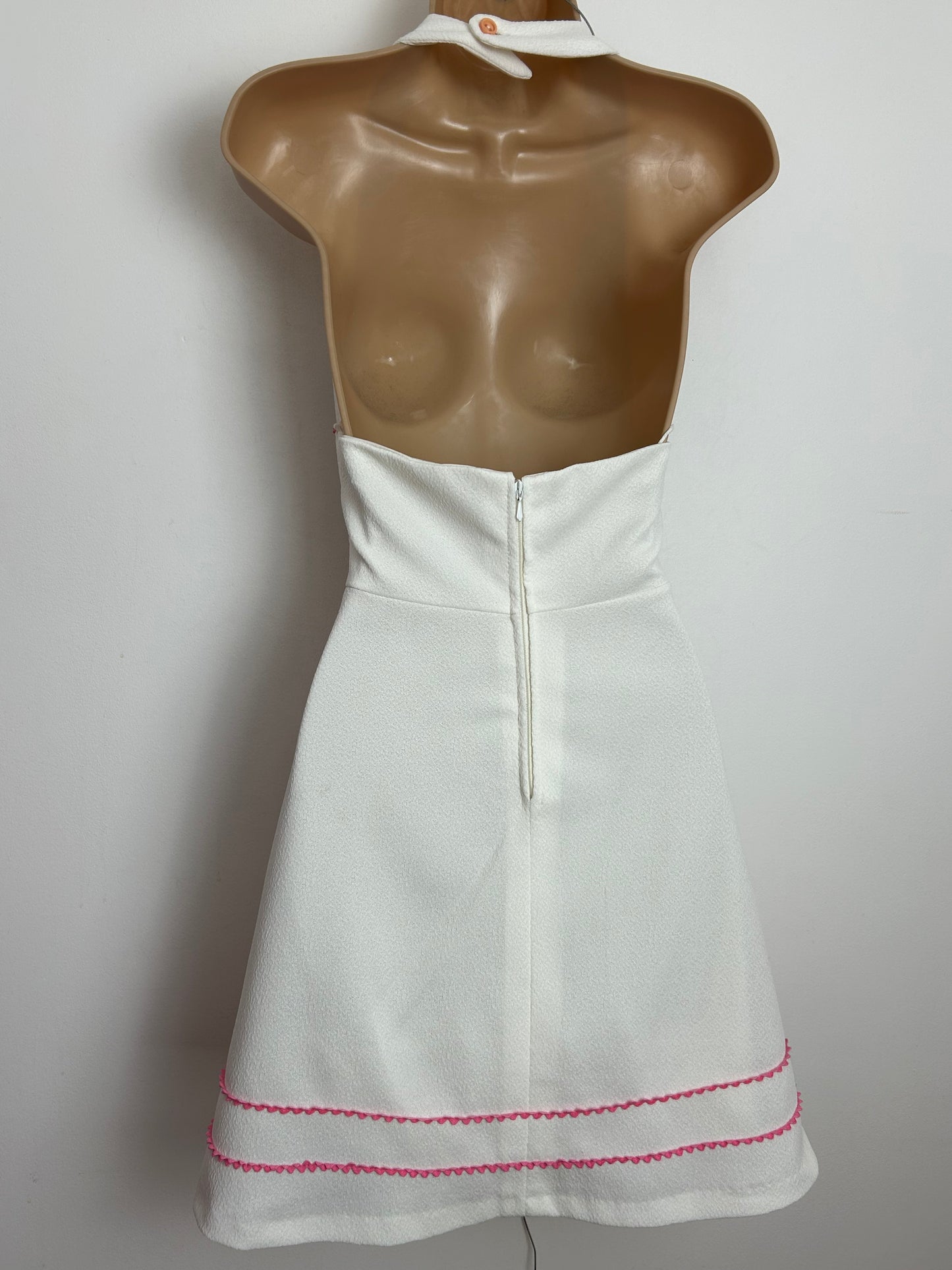 Vintage 1960s Size 8 Cute White Halter Neck Pink Ric Rac Trim Mini Mod Sundress