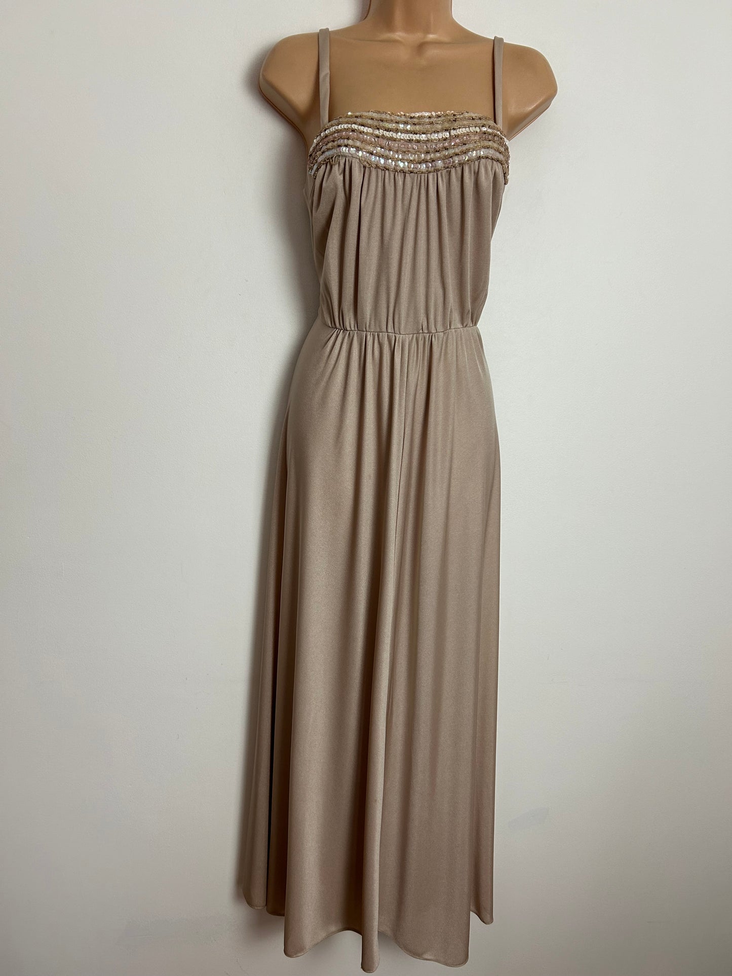 Vintage 1970s CARNEGIE OF LONDON UK Size 8 Nude Beige Sequin & Bead Detail Occasion Maxi Dress With Shawl