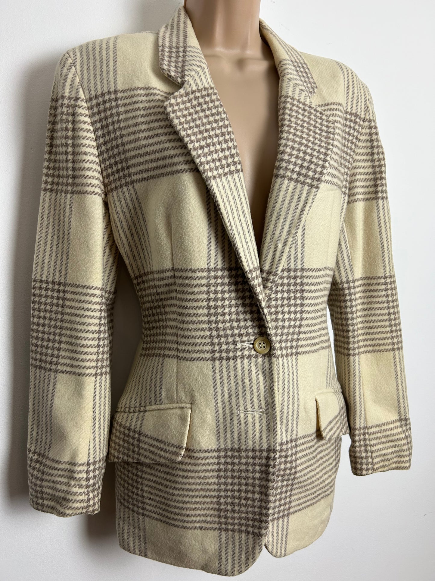 Vintage 1980s EPISODE BY CAROLYN WIGHT FREEMAN Size 8 Cream & Beige Check Wool & Cashmere Mix Blazer