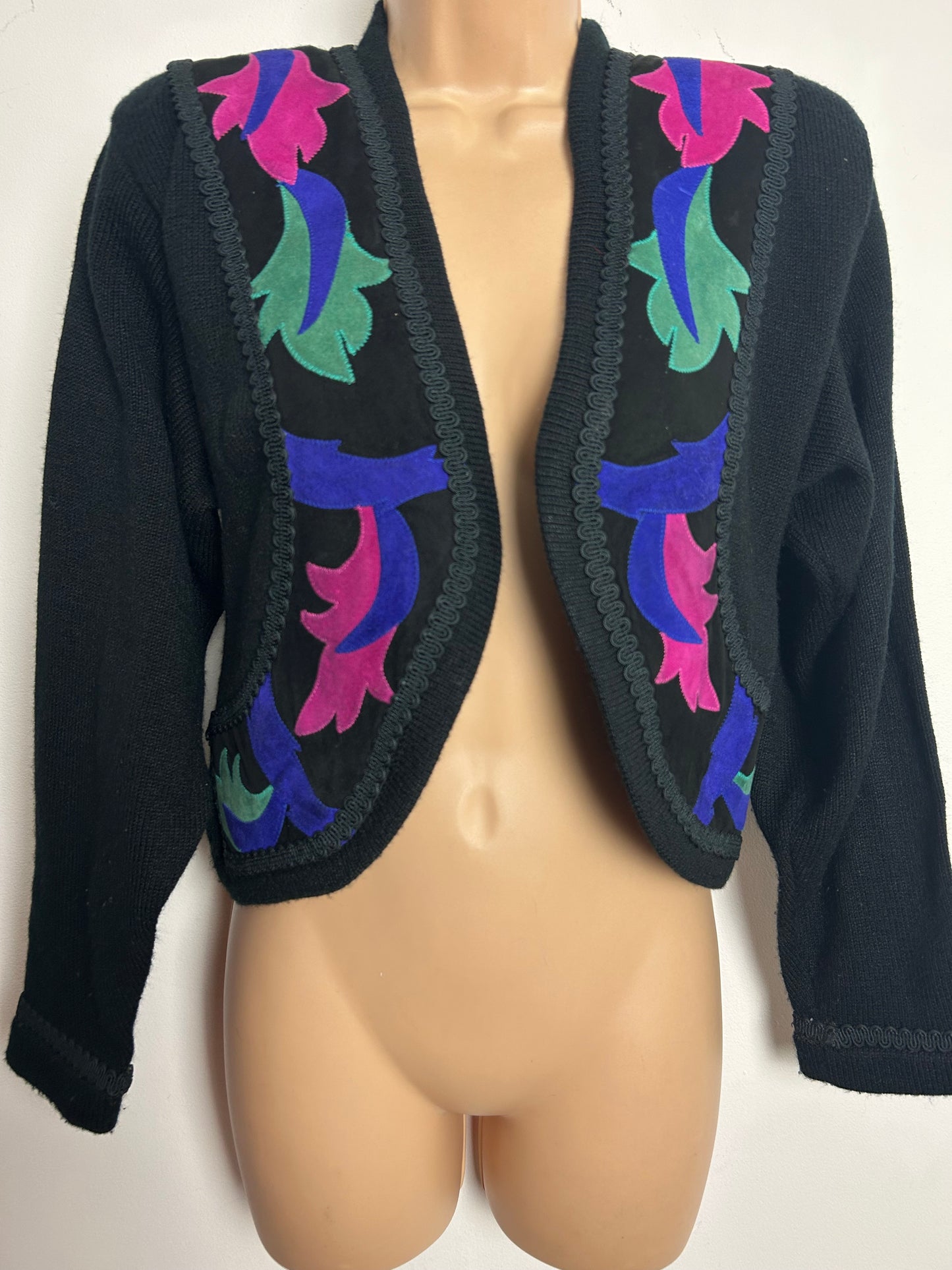 Vintage 1980s PIERANGIE Size M (UP TO 12) Black Green & Pink Faux Suede Applique Detail Shrug Style Cardigan