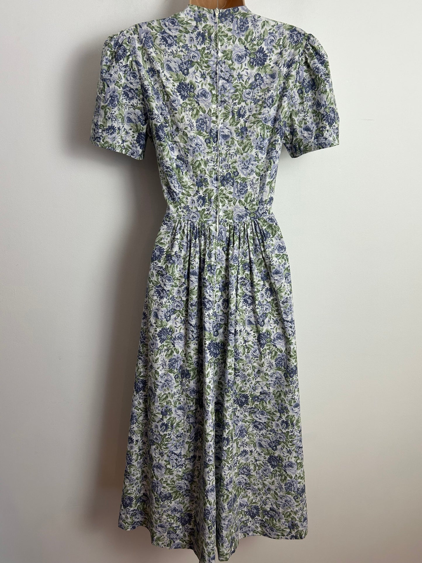 Vintage 1980s LAURA ASHLEY Size 8/10 (Size 12 On Label) White Blue & Green Floral Print Cotton Tea Dress