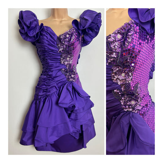 American Vintage 1980s Size 12 Purple Sequin Embellished Ruffle Sleeve Party Prom Dress