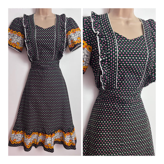 Vintage 1970s Size 10-12 Cute Black Pink Green & Orange Floral Print Cotton Short Sleeve Dress