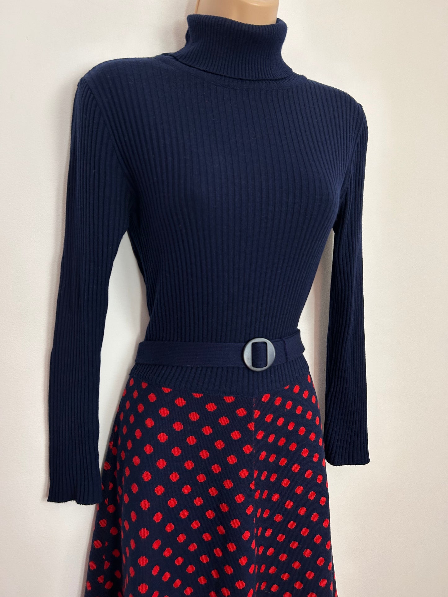 Vintage 1970s UK Size 10-12 Navy Blue & Red Ribbed Jersey Polka Dot Long Sleeve Belted Mod Dress