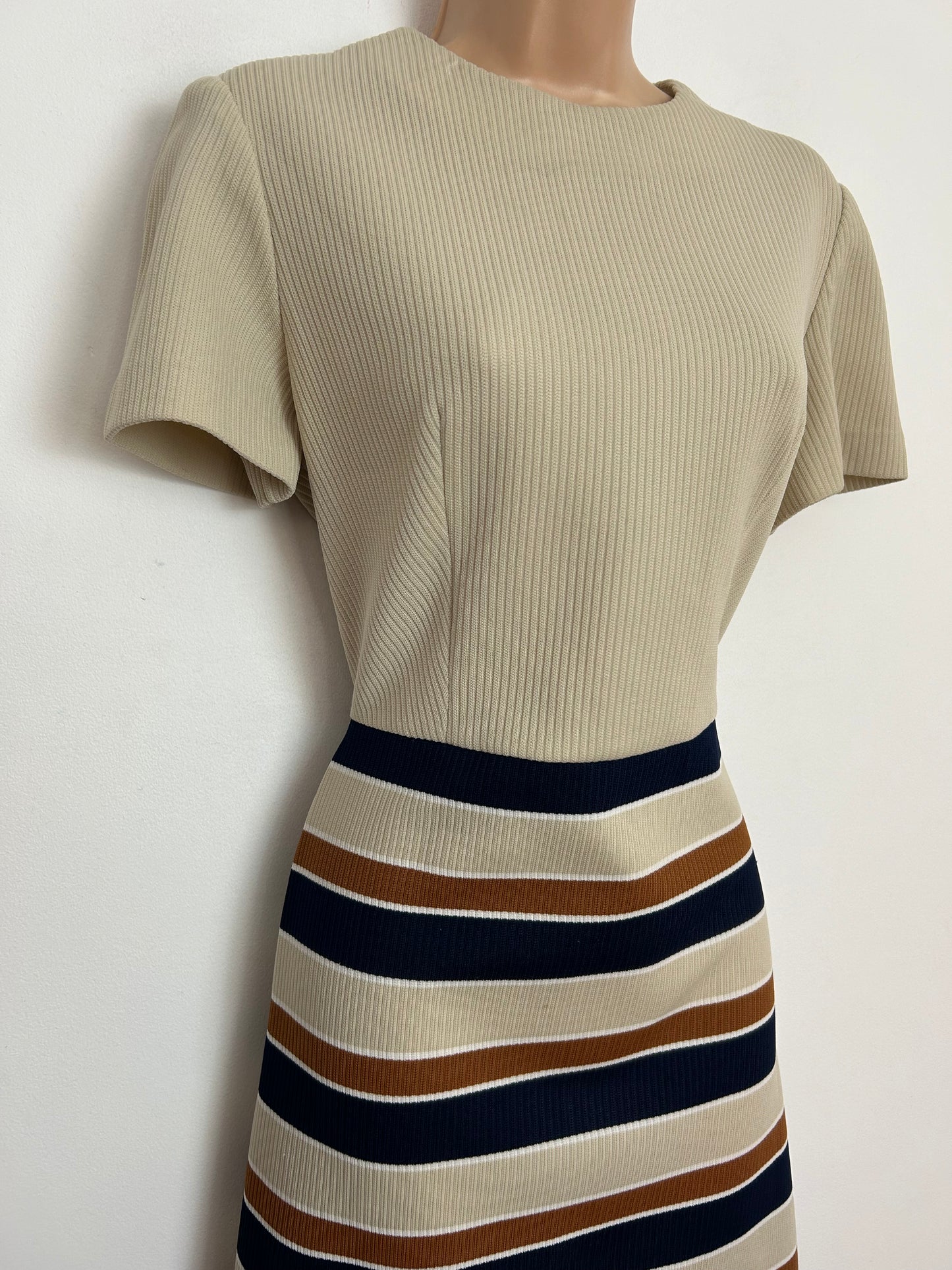 Vintage 1960s BUTTE KNIT UK Size 10-12 Beige Navy Blue & Brown Stripe Print Ribbed Mod Dress