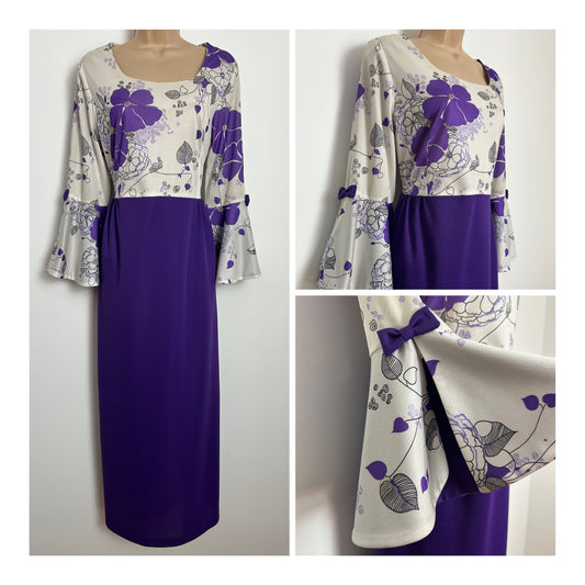 Vintage 1970s Size 12-14 Purple & White Floral Print Long Sleeve Flared Cuff Maxi Dress
