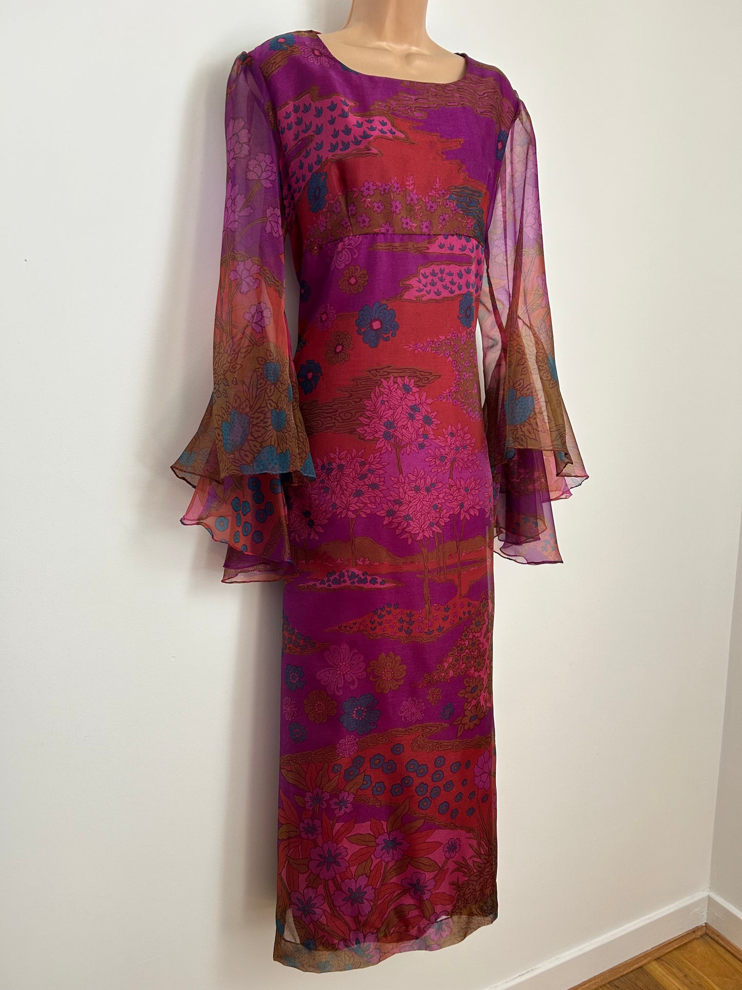 Vintage Early 1970s JOHN NEVILLE Size 16 Pink & Purple Tones Japanese Blossom & Pagoda Print Flared Cuff Maxi Dress