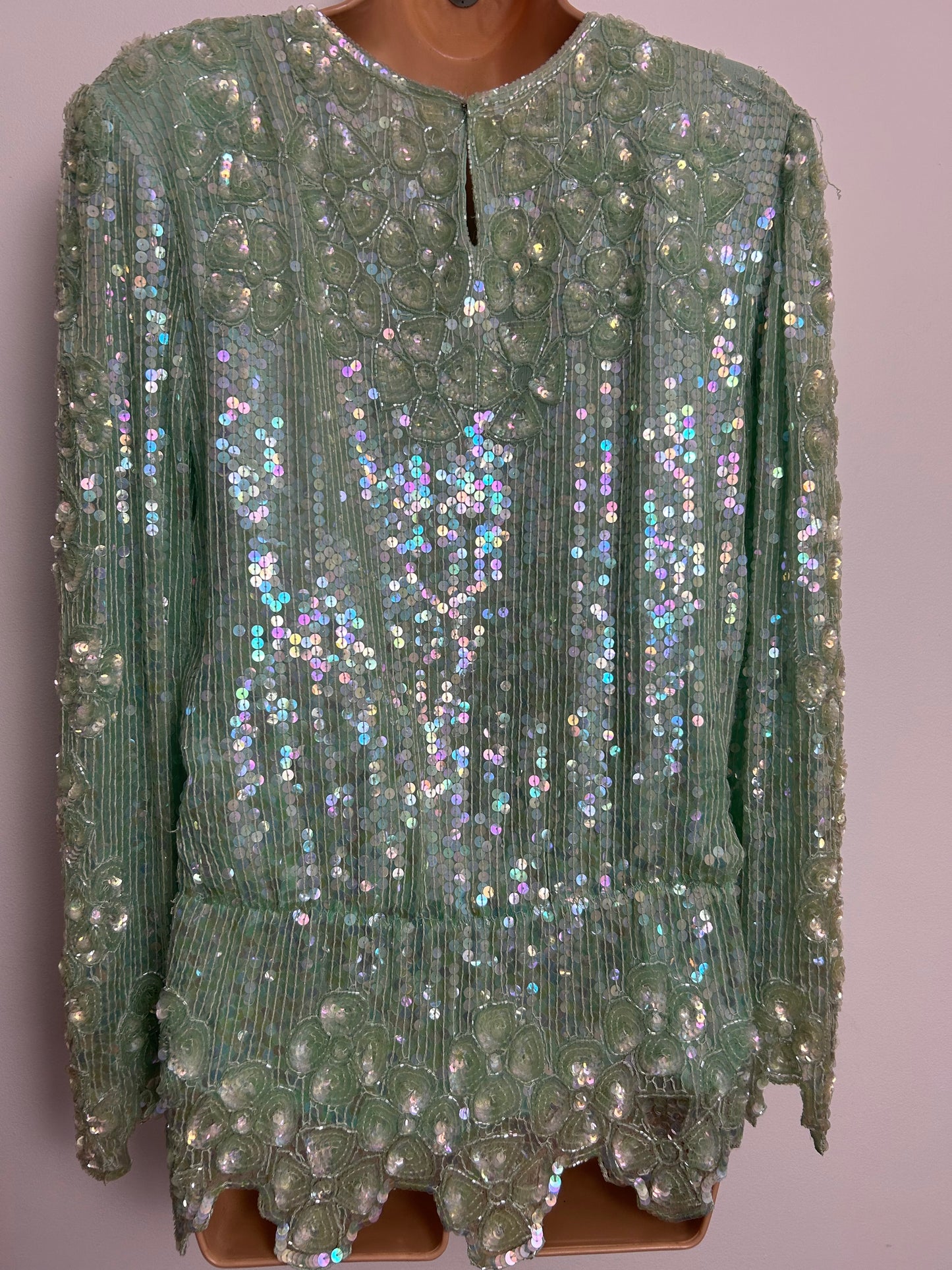 Vintage 1980s Size 12 Palest Green Iridescent Sequin Covered Long Sleeve Scallop Waist Evevning Top