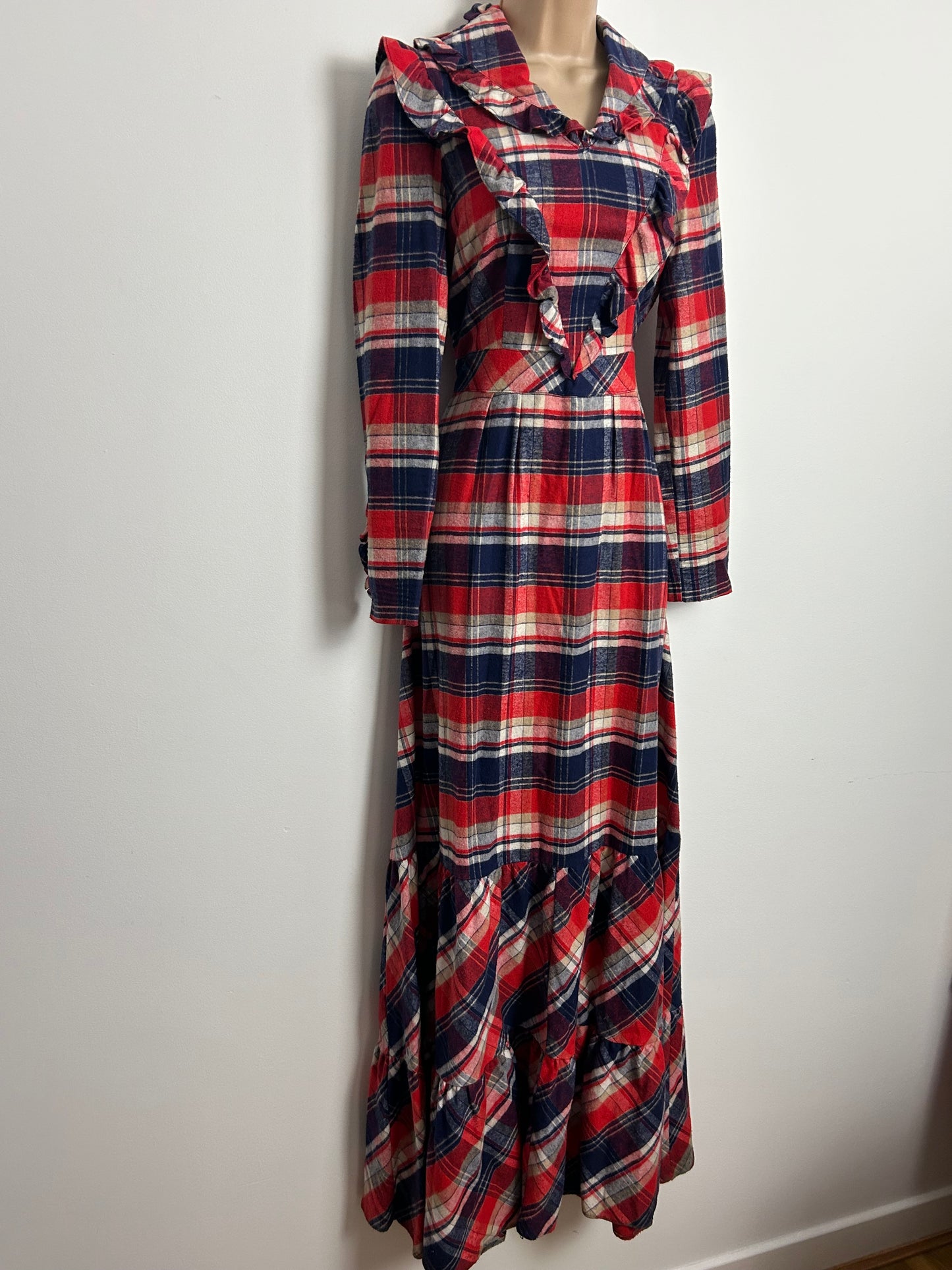 Vintage 1970s BETTY BARCLAY Size 10 Blue Red & White Check Flannel Cotton Tie Back Prairie Maxi Dress