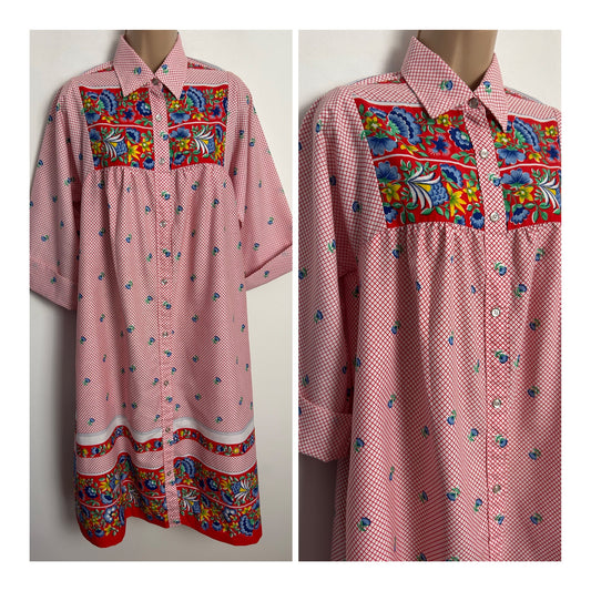 Vintage Early 1970s MODELS COAT Size 10-12 Red & White Check & Blue Floral Print Cotton Smock Style House Coat