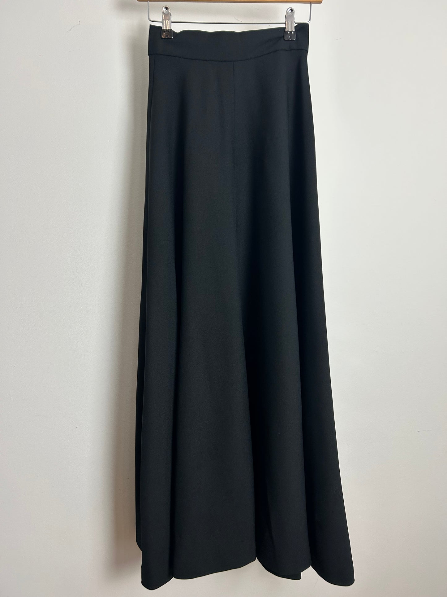 Vintage 1970s Size 6 Classic Long Black Max Skirt