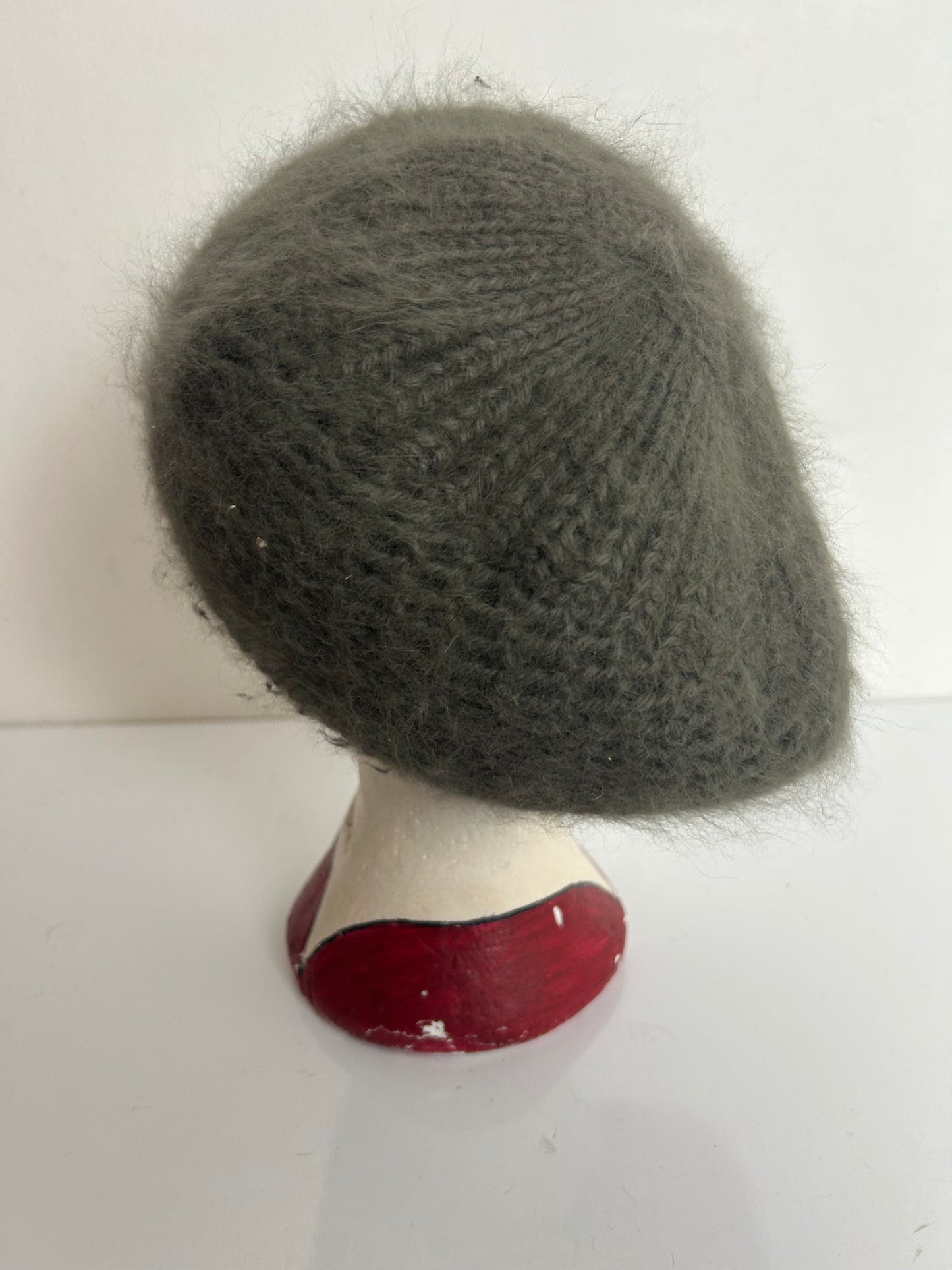 Vintage 1970s Olive Green Chunky Knit Angora Mix Beanie/Beret Style Hat