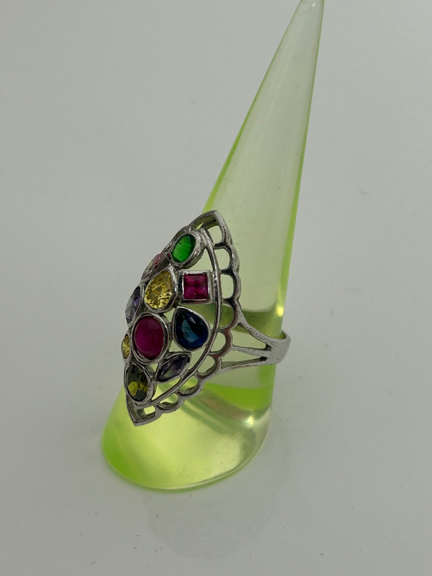 Vintage Beautiful Sterling Silver Multi Coloured Stone Set Cut Out Detail Ring Size O