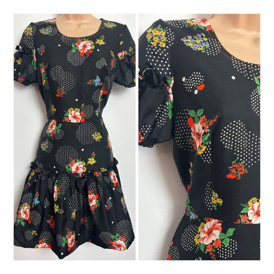Vintage 1960s Size 10 Black Orange & Yellow Floral & Polka Dot Short Sleeve Mod Dolly Dress