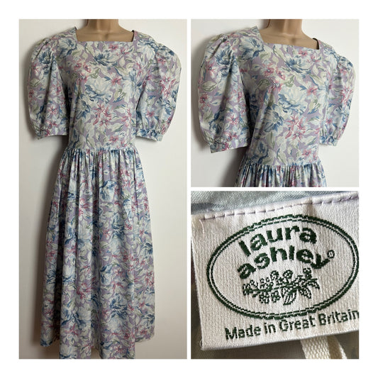 Vintage 1980s LAURA ASHLEY Size 16 (Size 18 On Label) Pretty Pastel Lilac Blue & Pink Floral Print Cotton Tea Dress