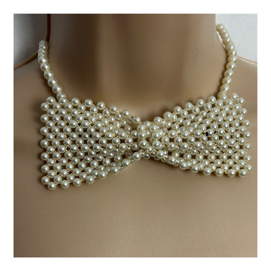 Vintage 1960s RARE HONG KONG Faux Pearl Bow Tie Choker Necklace