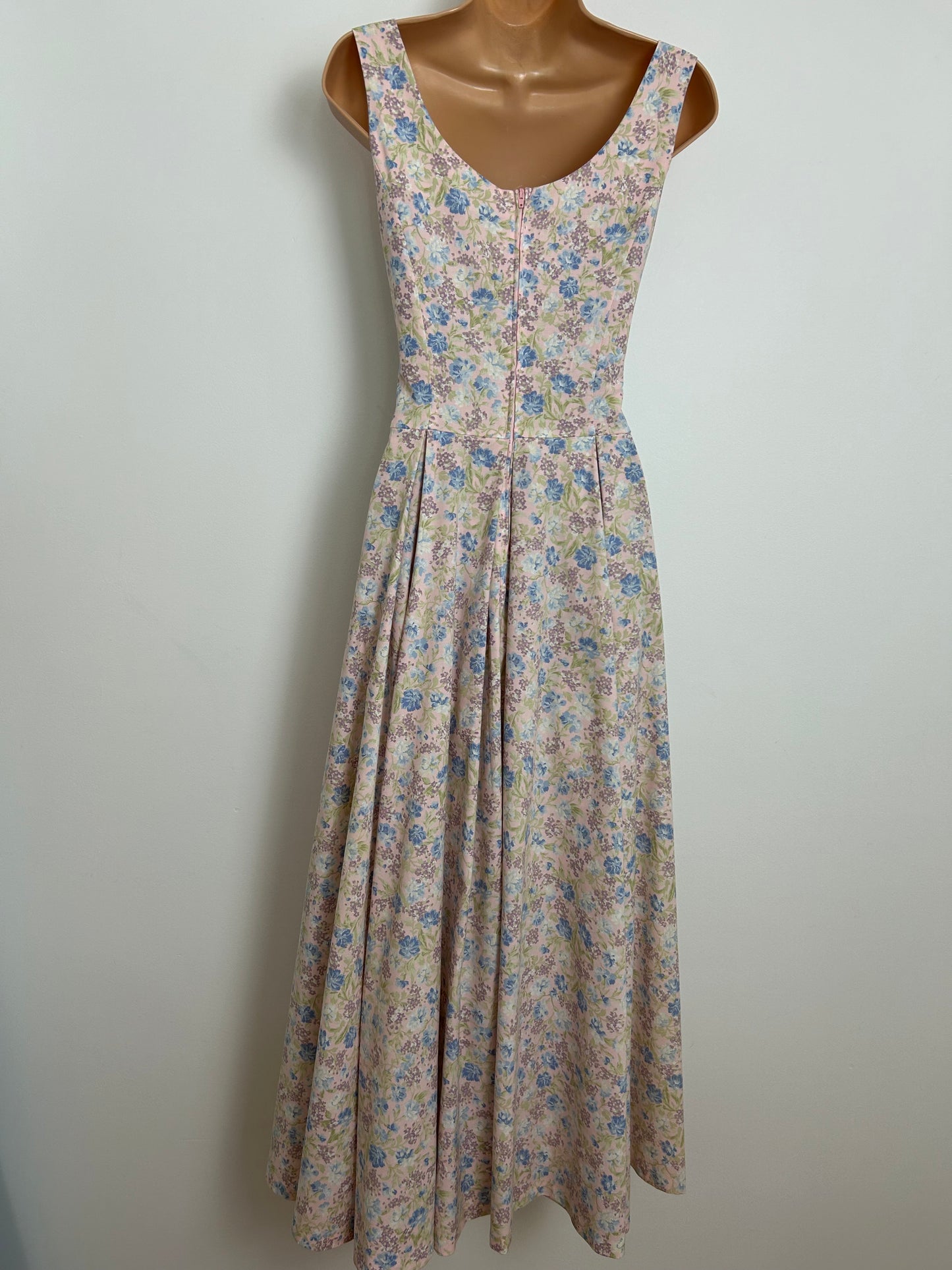 Vintage Late 1980s LAURA ASHLEY Size 8 (12 On Label) Nude Pink & Blue Floral Cotton Pleated Maxi Dress
