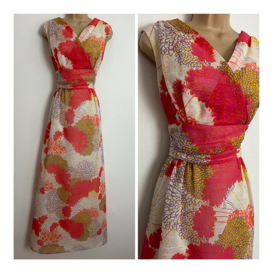 Vintage 1970s UK Size 8 White & Pink Floral Print Sleeveless Cotton Mix Summer Boho Maxi Dress