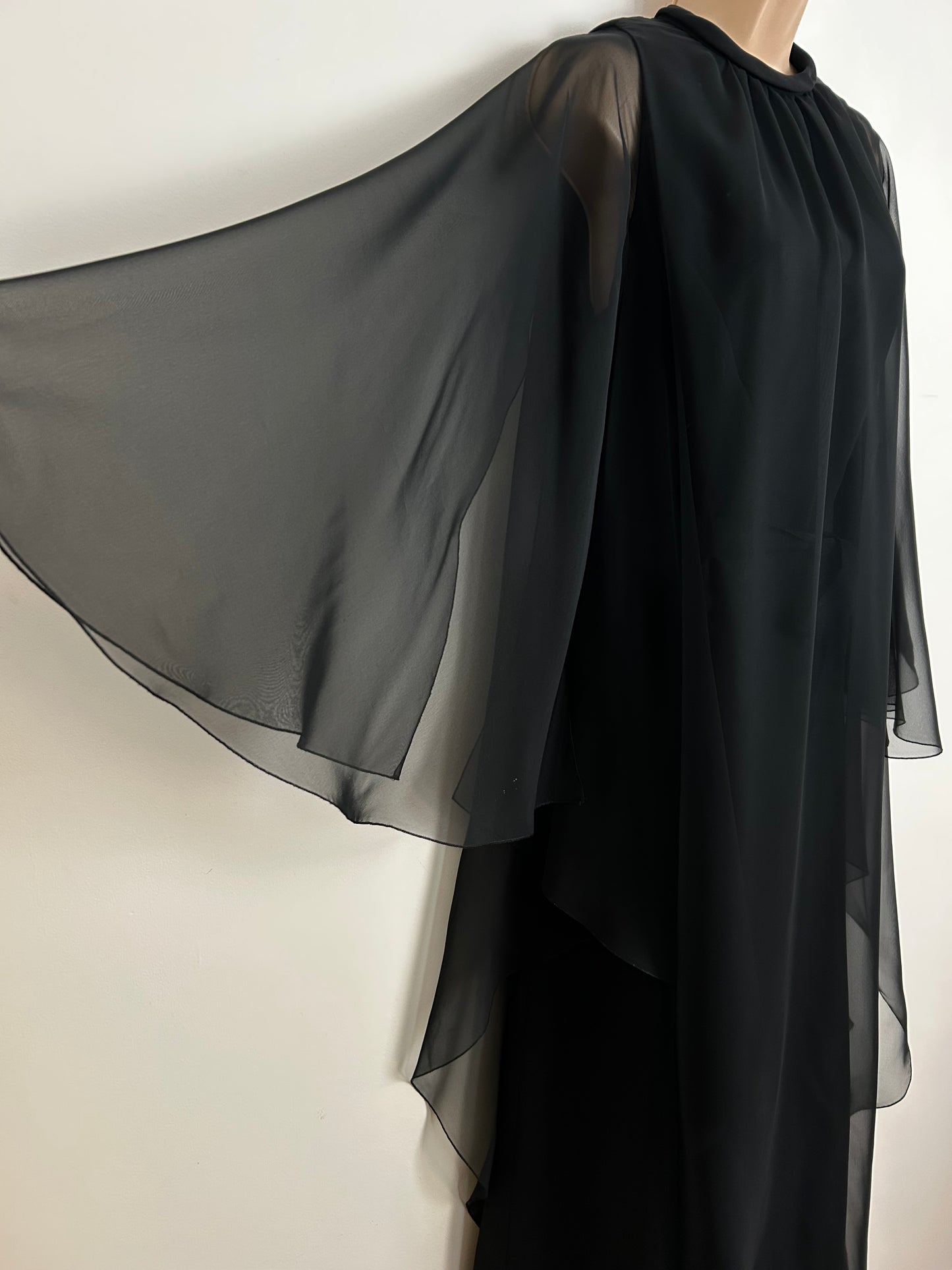 Vintage 1970s Size 12 Black Chiffon Long Floaty Sleeve Belted Layered Occasion Evening Maxi Dress