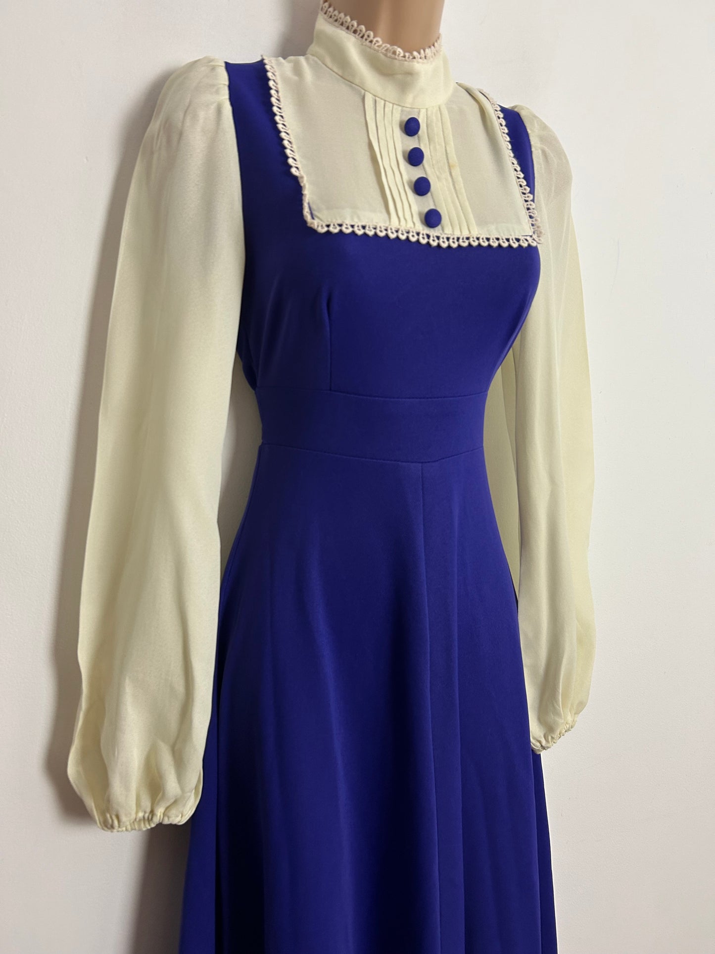 Vintage 1970s UK Size 6-8 Purple & Cream Contrast Prairie Boho Long Sleeve Maxi Dress
