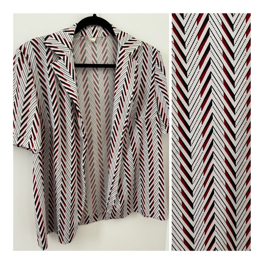 Vintage 1980s Size 14-16 White Black & Red Stripe Print Short Sleeve Open Fronted Shirt
