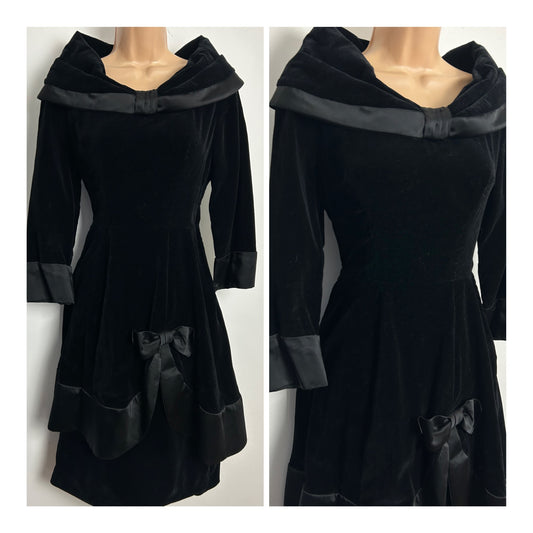 Vintage 1960s Size 8 Black Velvet Bardot Collar Bow Detail Evening Occasion Dress