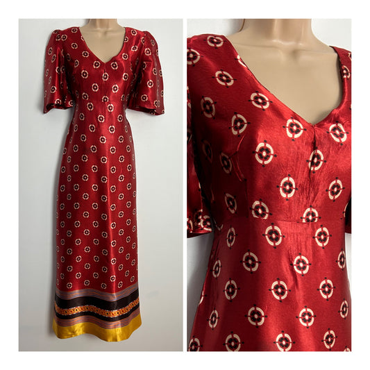 Vintage 1970s UK Size 8 Gorgeous Brick Red Abstract Circular Print Short Sleeve Flared Sleeve Maxi Dress