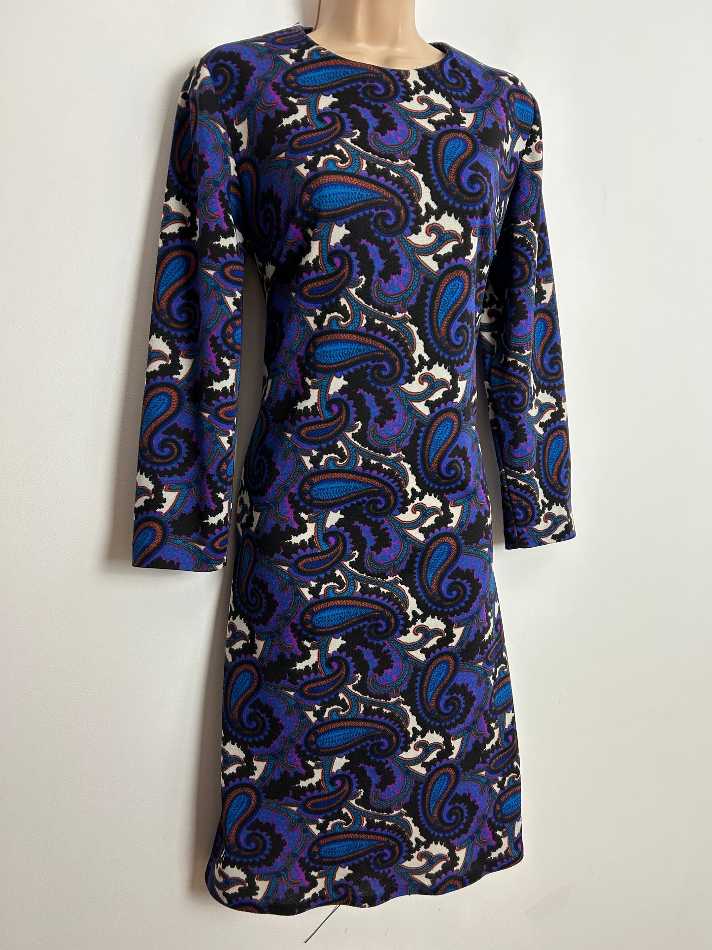 Vintage 1960s FULTON UK Size 12-14 Black Blue & Dark Pink Paisley Print Long Sleeve Mod Shift Dress