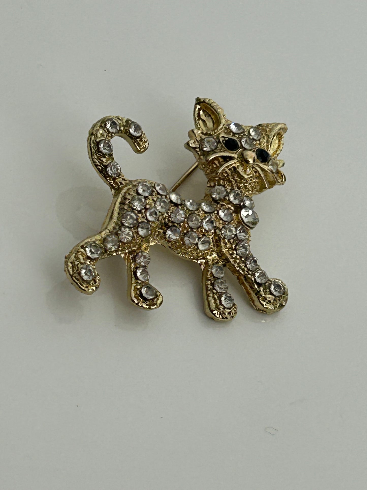Vintage Cute Little Gold Tone Diamante Set Cat Brooch