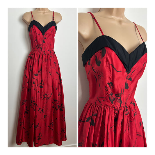 Vintage Early 1980s JOHN CHARLES Size 6 Red & Black Floral Print Strappy Ballgown Prom Occasion Dress