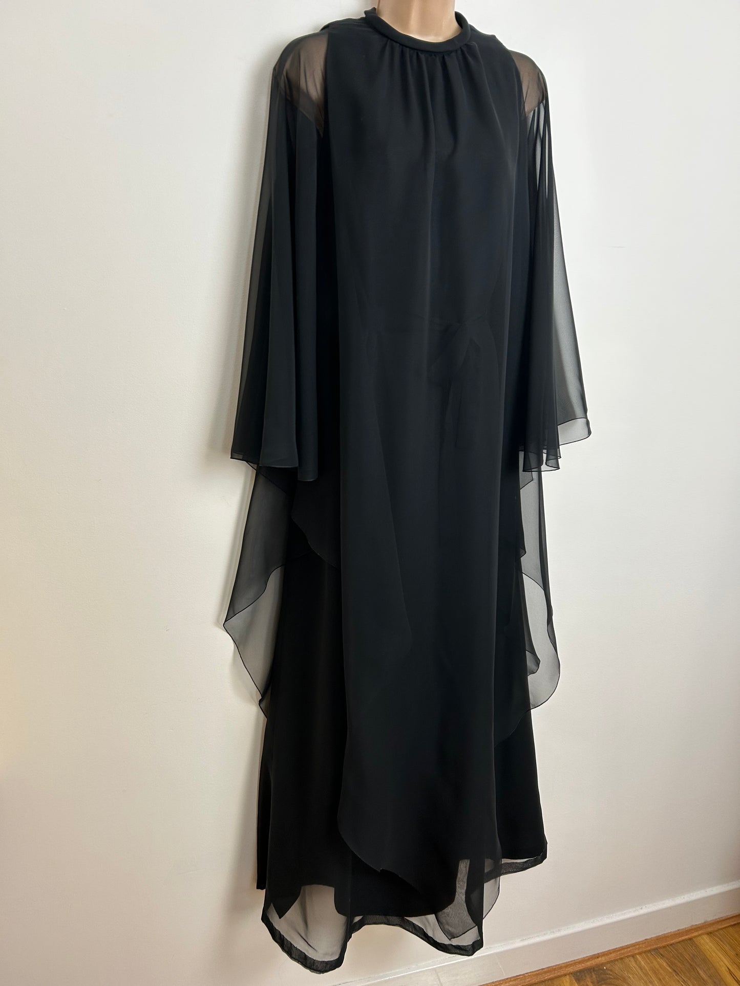 Vintage 1970s Size 12 Black Chiffon Long Floaty Sleeve Belted Layered Occasion Evening Maxi Dress