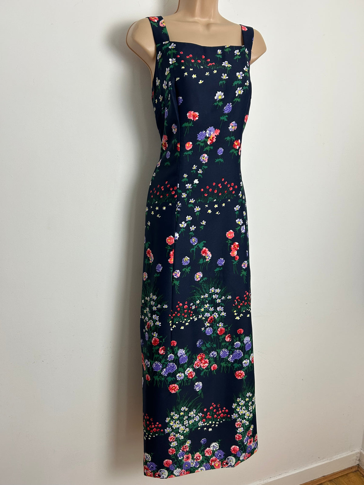 Vintage 1970s Size 12 Pretty Navy Blue Lilac & Red Floral Print Maxi D ...