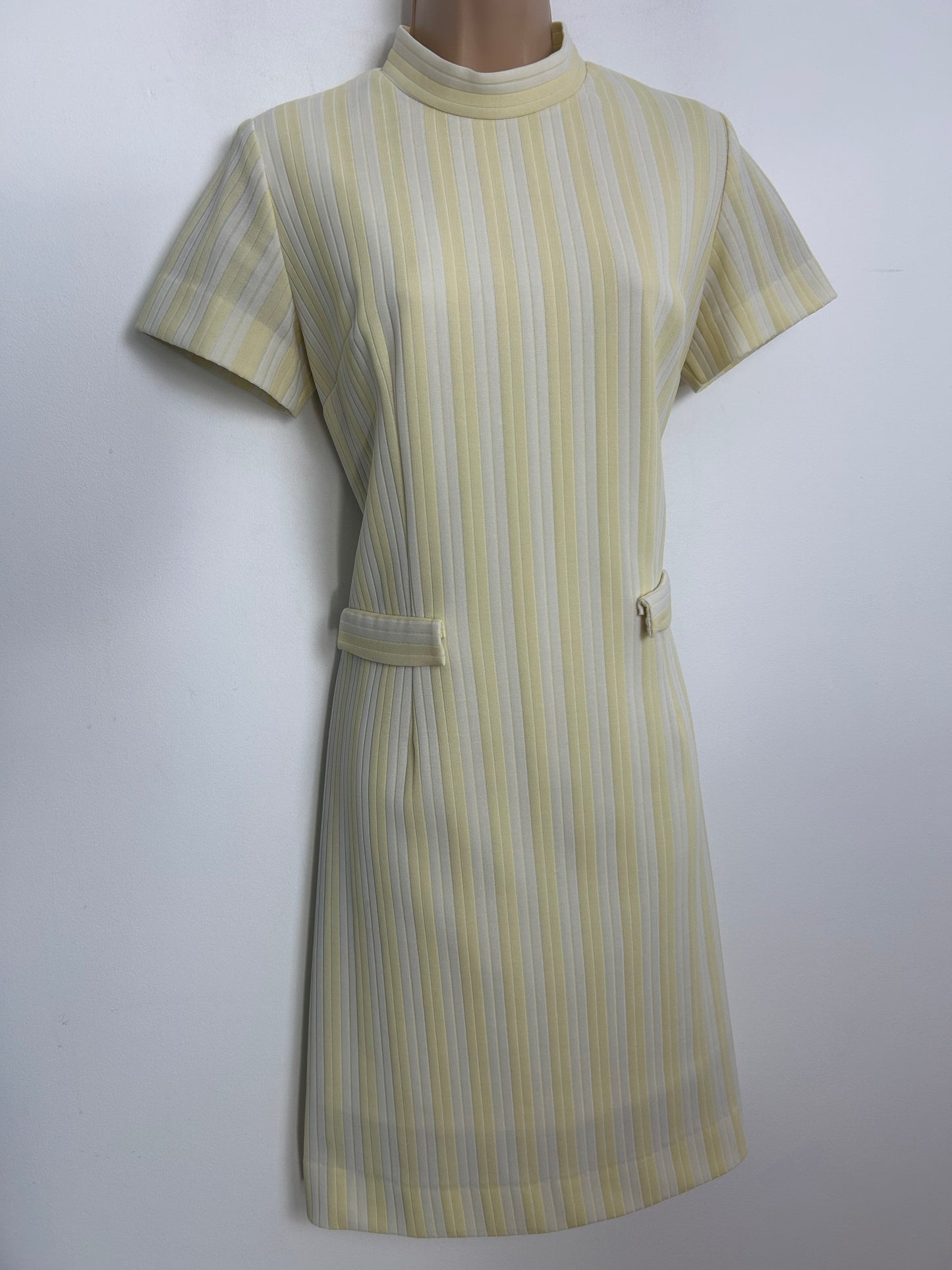Vintage 1960s RODNEY DRESSES Size 12 Lemon & White Stripe Print Crimplene Mod Shift Dress