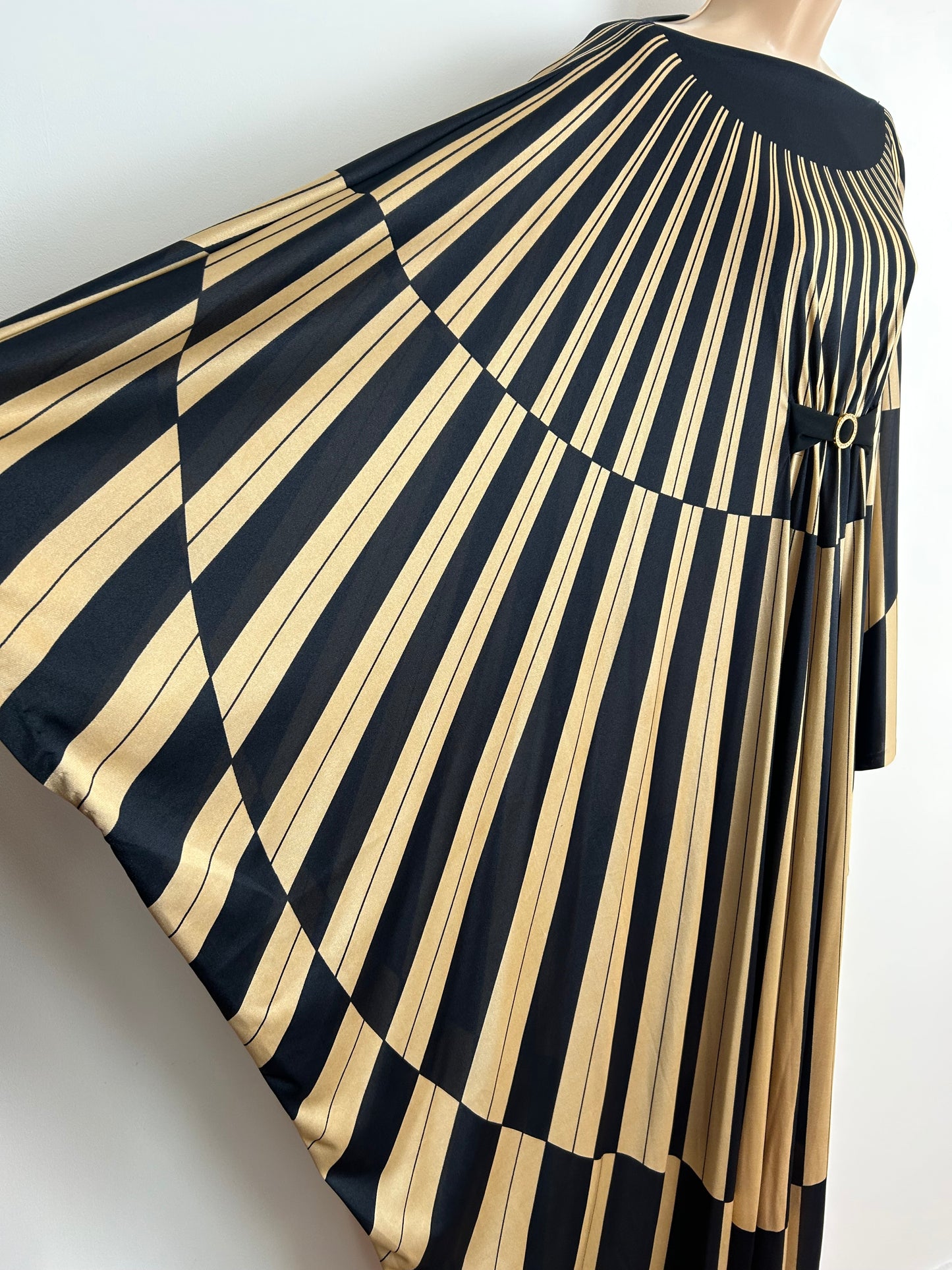 Vintage 1970s AMAZING One Size Black & Gold Stripe Print Very Wide Sleeve Occasion Evening Kaftan Maxi Dress